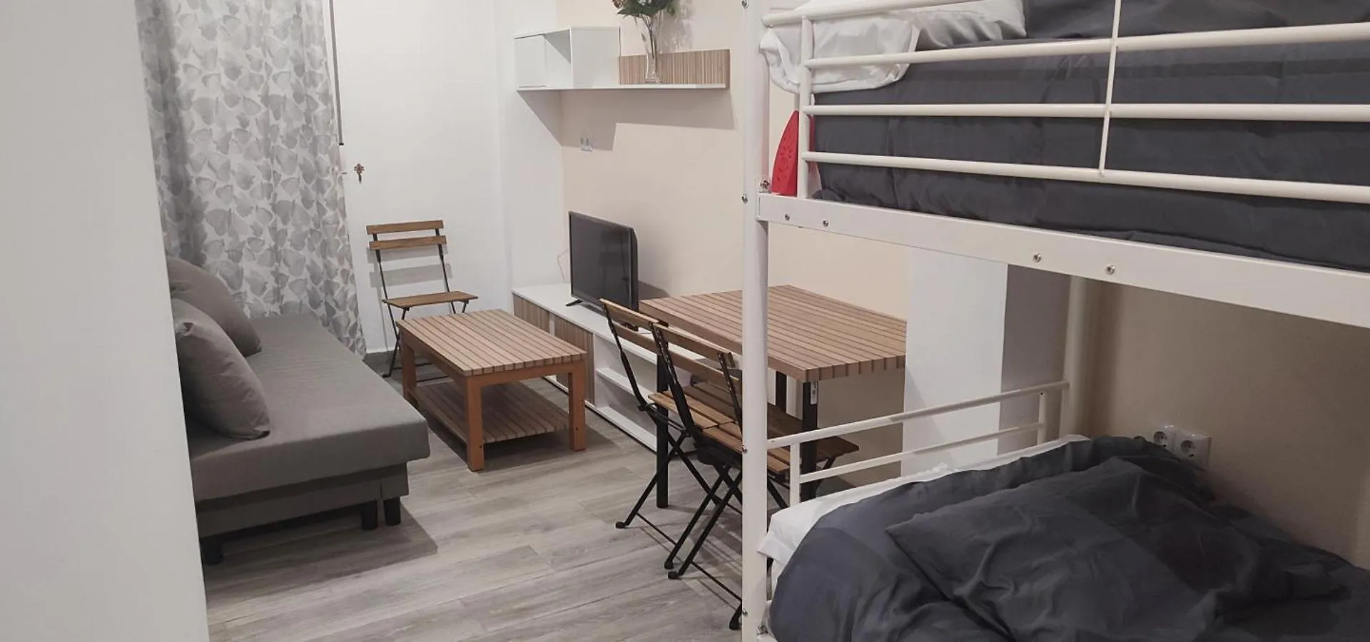 Apartamentos De Don Juan Almaden de la Plata Spain